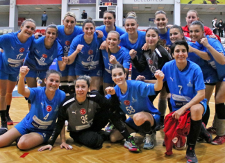 IZMİR EKİBİNİN GÖZÜ TURDA