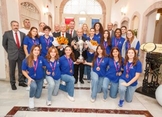 YENİ HEDEF DÜNYA ŞAMPİYONLUĞU