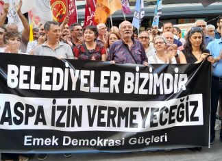 İZMİR’DE HAKKARİ PROTESTOSU