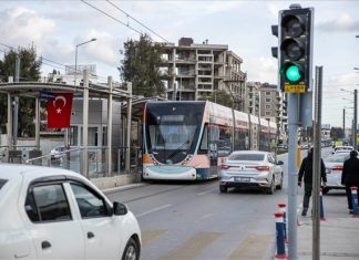 TRAMVAY HATLARI’NDA AKTARMASIZ ULAŞIM