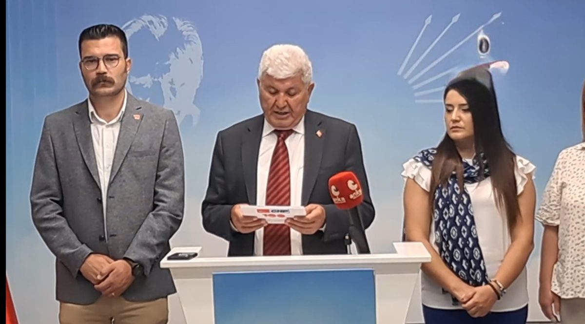 CHP İZMİR İL BAŞKANLIĞI OKUL ZİLİ İLE BAŞLAYAN SORUNLARA DİKKAT ÇEKTİ