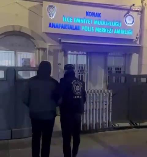 İzmir’de hakkında kesinleşmiş hapis cezası bulunan 2 zanlı yakalandı