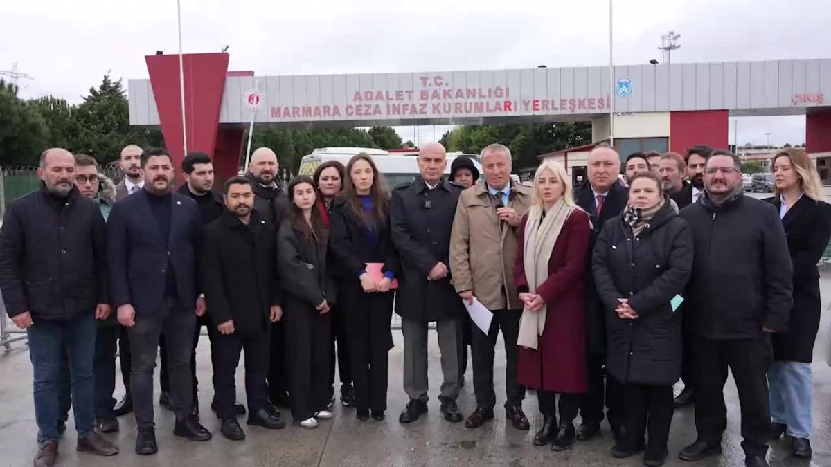 İYİ Parti heyeti Silivri Cezaevi’ndeki gençleri ziyaret etti…