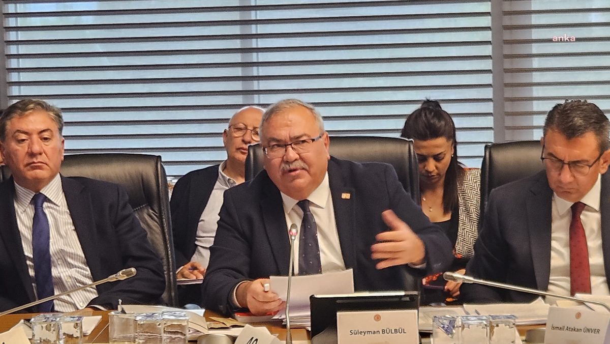 Süleyman Bülbül: Saray talimatlarıyla, yargı aparatlarıyla rakibinin bir kenara itildiği bir yapı hukuk devleti olamaz