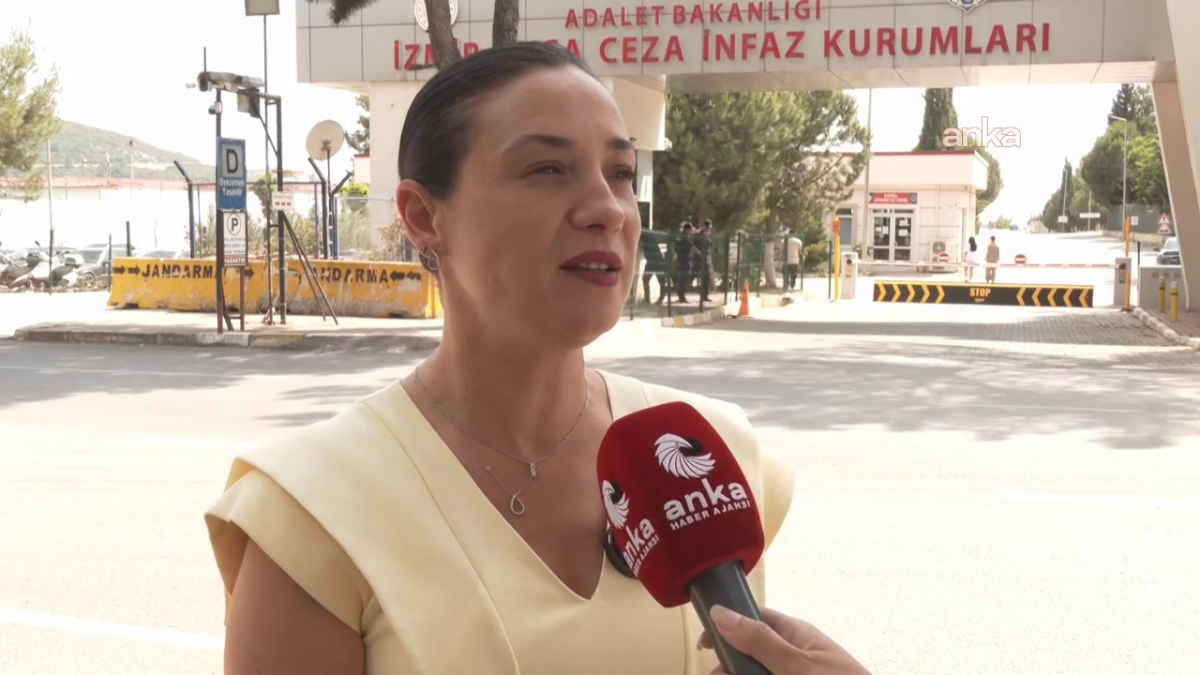Selçuk Belediye Başkanı Filiz Ceritoğlu Sengel, Murat Çalık’ı ziyaret etti