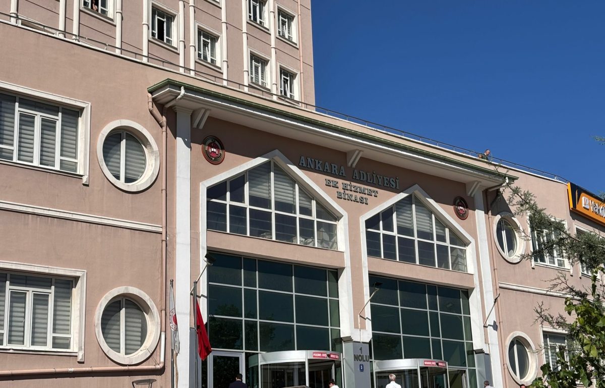 CHP’nin 38. Olağan, 21. Olağanüstü Kurultaylarının iptali istemiyle açılan dava başladı
