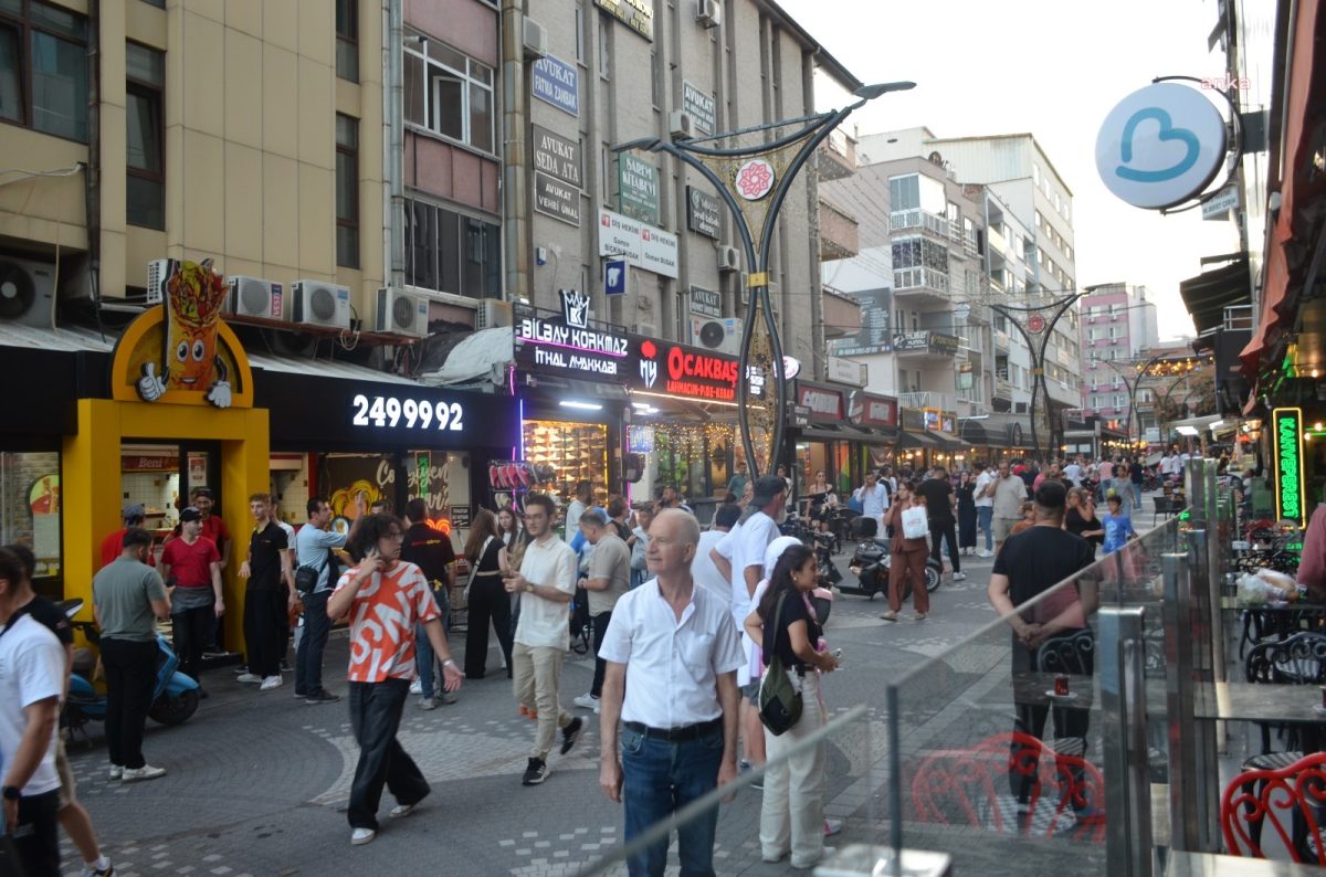 AFAD: “Şu ana kadar büyüklüğü 3’ün üzerinde toplam 7 artçı deprem meydana geldi”