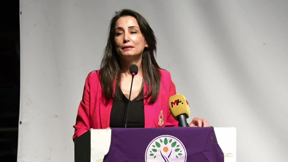 Tülay Hatimoğulları: “Meclisteki komisyon zaman kaybetmeksizin Sayın Öcalan’la görüşme gerçekleştirmeli”