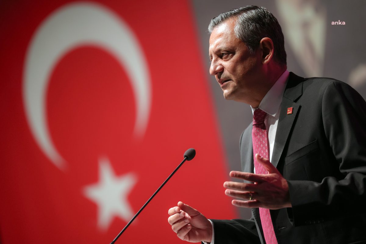CHP Genel Başkanı Özel, Sözcü’ye konuştu: ”Kemal beyin kayyumluğu kabul etmesine ihtimal vermem”