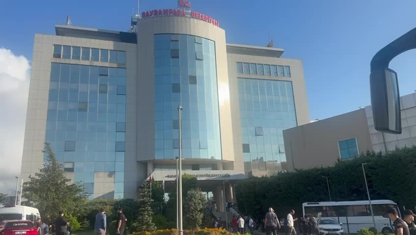 Bayrampaşa Belediye Başkanı Hasan Mutlu gözaltına alındı