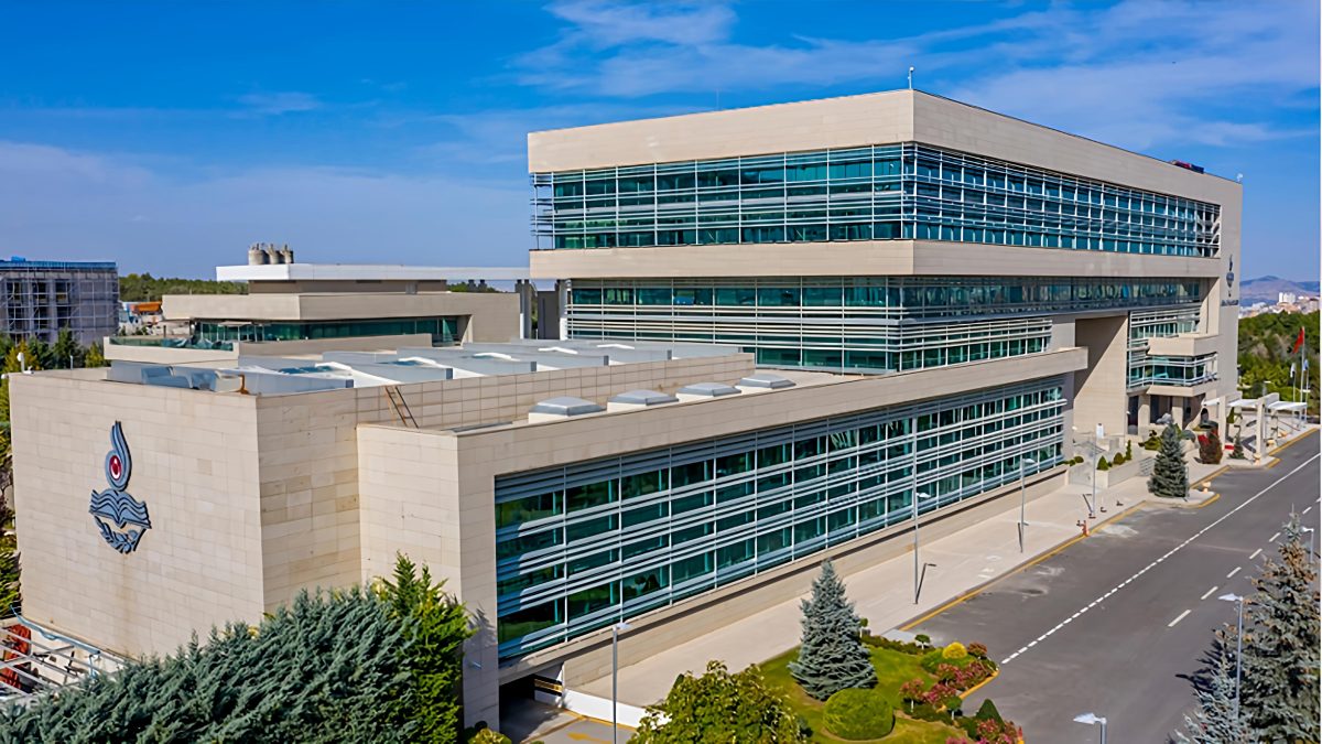 AYM, Cumhurbaşkanına döviz, tahvil, kıymetli maden ve para hareketlerini sınırlama yetkisi veren kanun hükmünü iptal etti