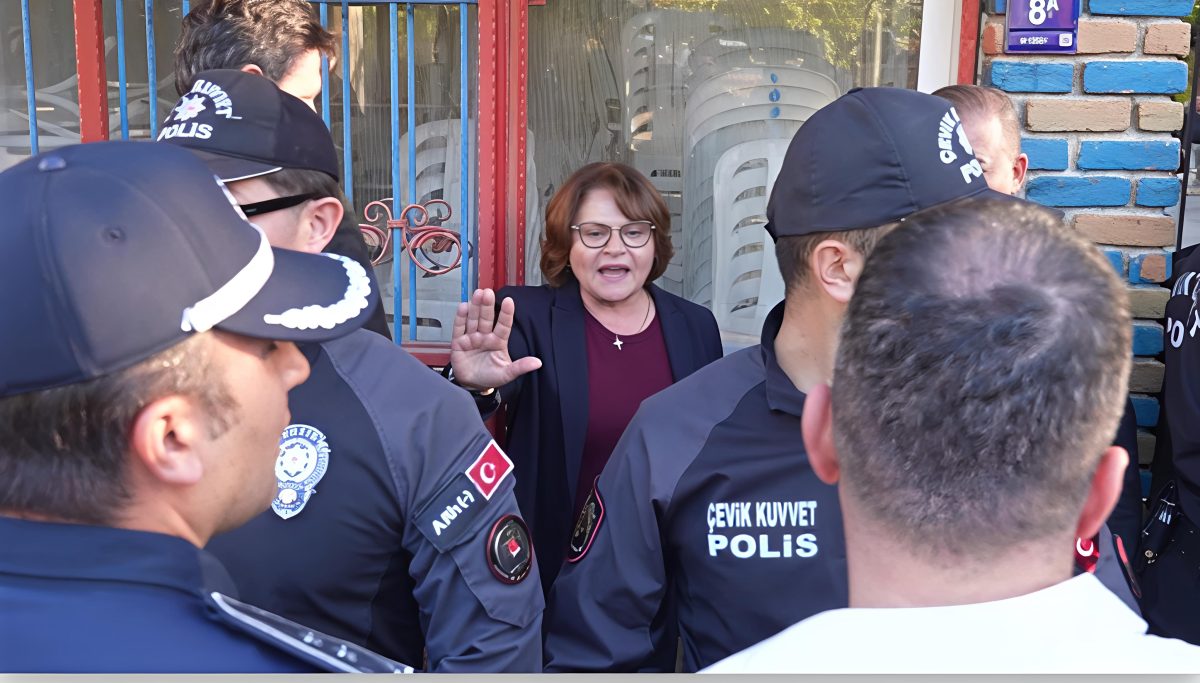 Didim Belediye Başkanı Gençay, Büyükşehir’in polis eşliğinde yaptığı tahliye girişimine müdahale etti