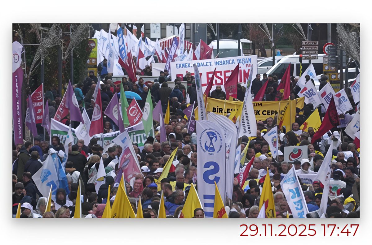 KESK’İN DÜZENLEDİĞİ, İZMİR GEÇİNEMİYRUZ MİTİNGİ