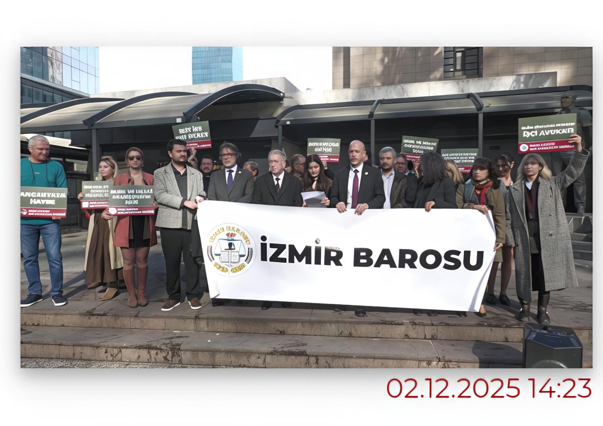 İzmir Barosu’ndan “Hakça Ücret, Mesleki Güvence” çağrısı