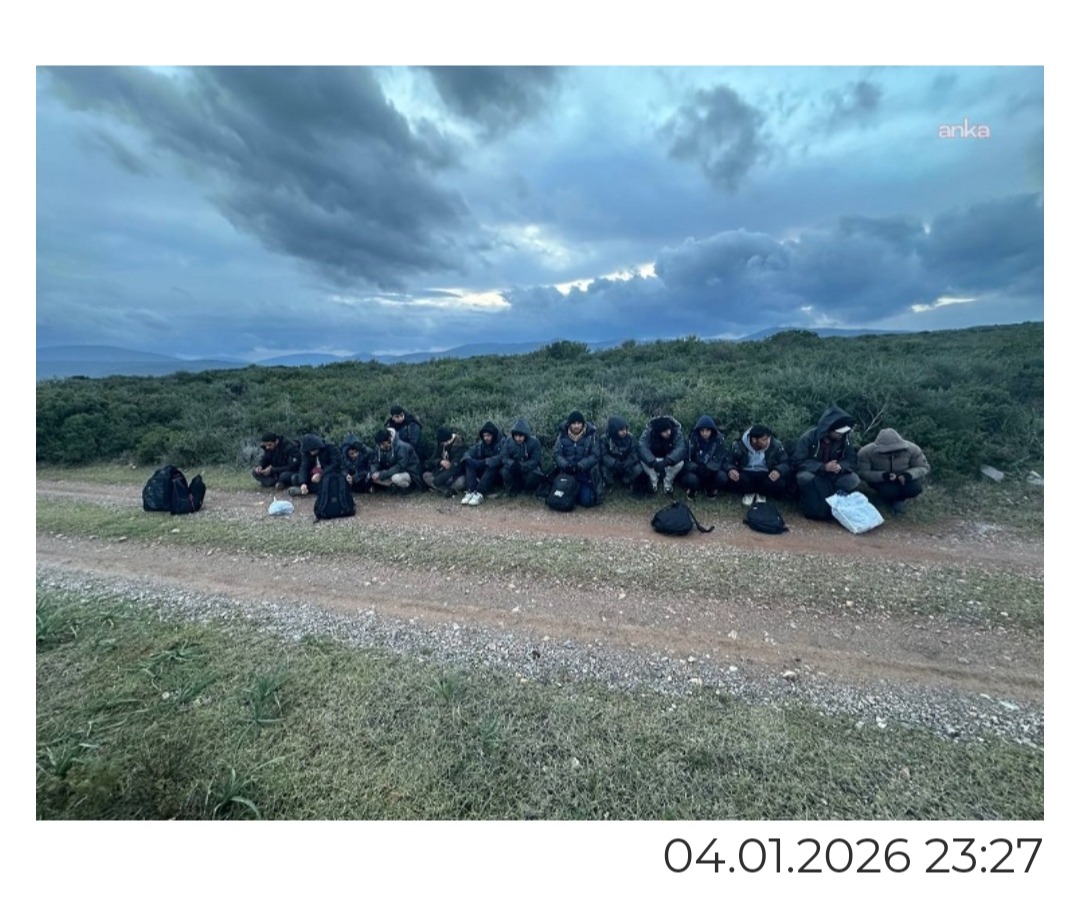 İzmir ve Muğla’da, 25’i çocuk toplam 73 düzensiz göçmen yakalandı