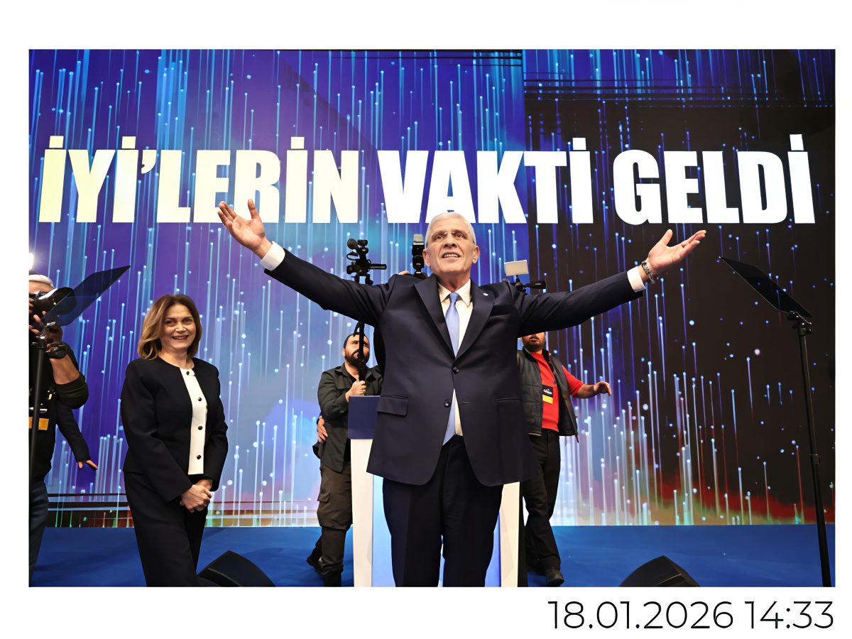 Dervişoğlu, oylamaya katılan delegelerin tümünün oyuyla yeniden Genel Başkan seçildi